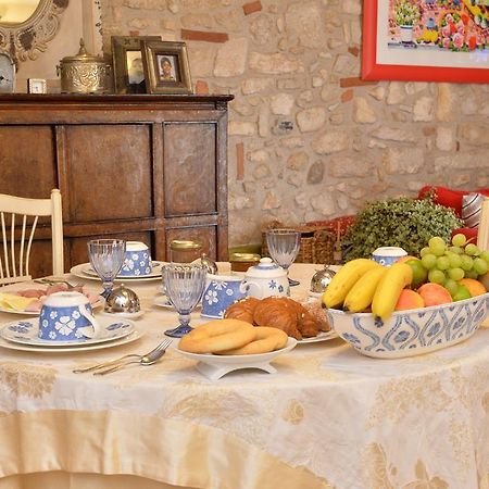 B&B Corte Giare 산탐브로지오 디 발폴리첼라 외부 사진